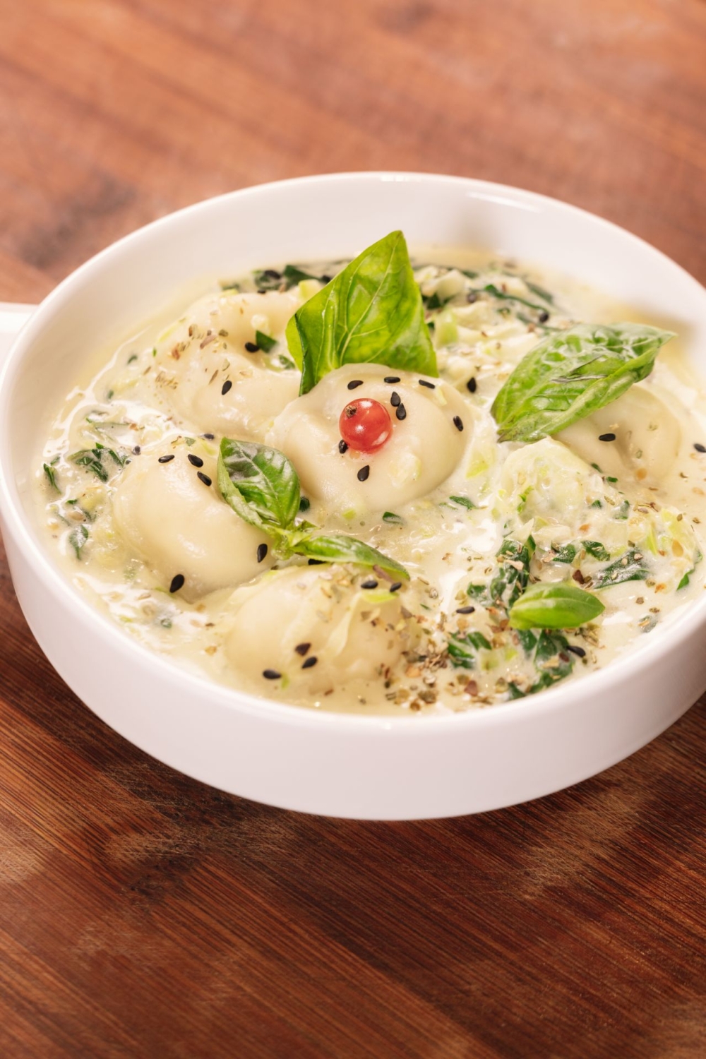 კარტოფილის პელმენი ისპანახითა და ყაბაყით