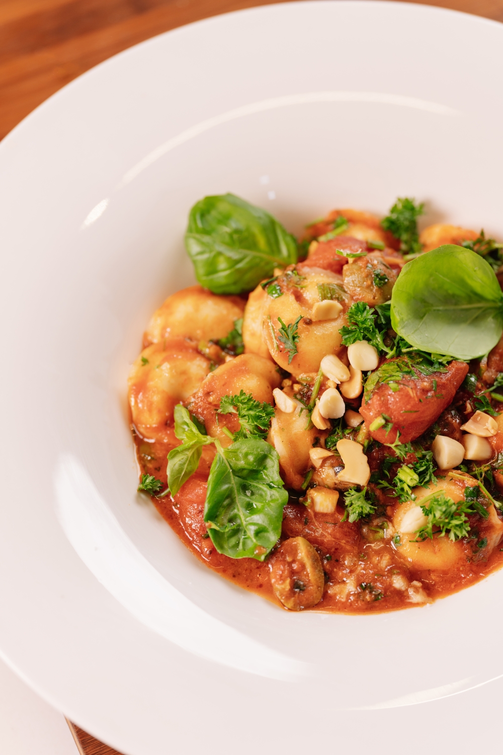 კარტოფილის ბალიშები პომიდვრის სოუსში