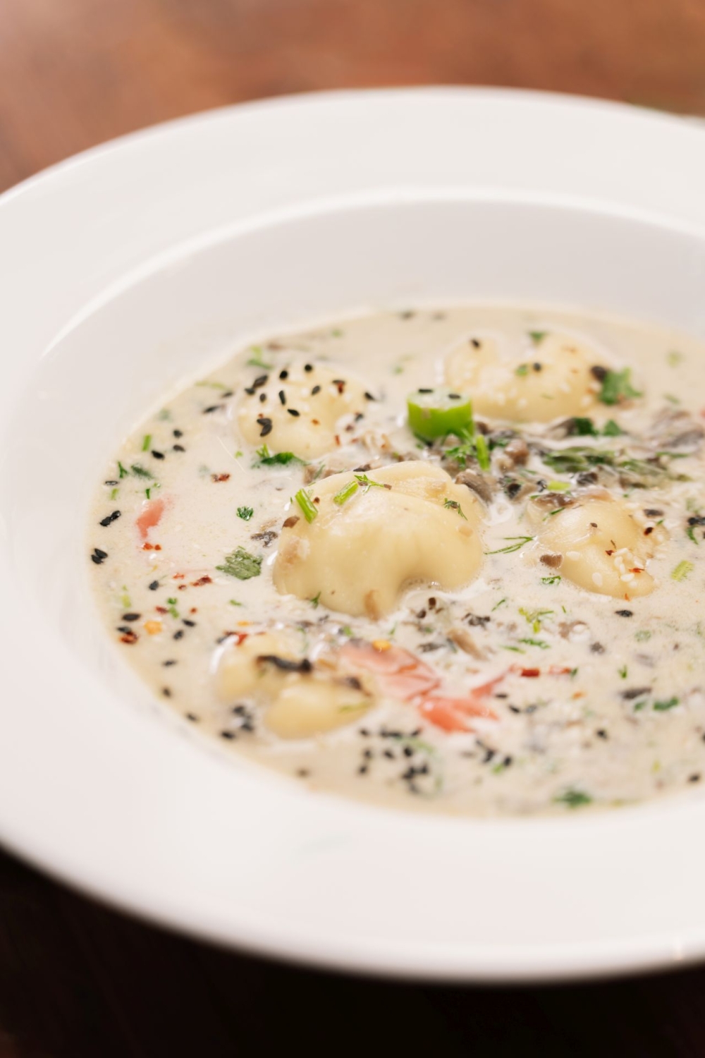 სოკოს წვნიანი კარტოფილის პელმენით