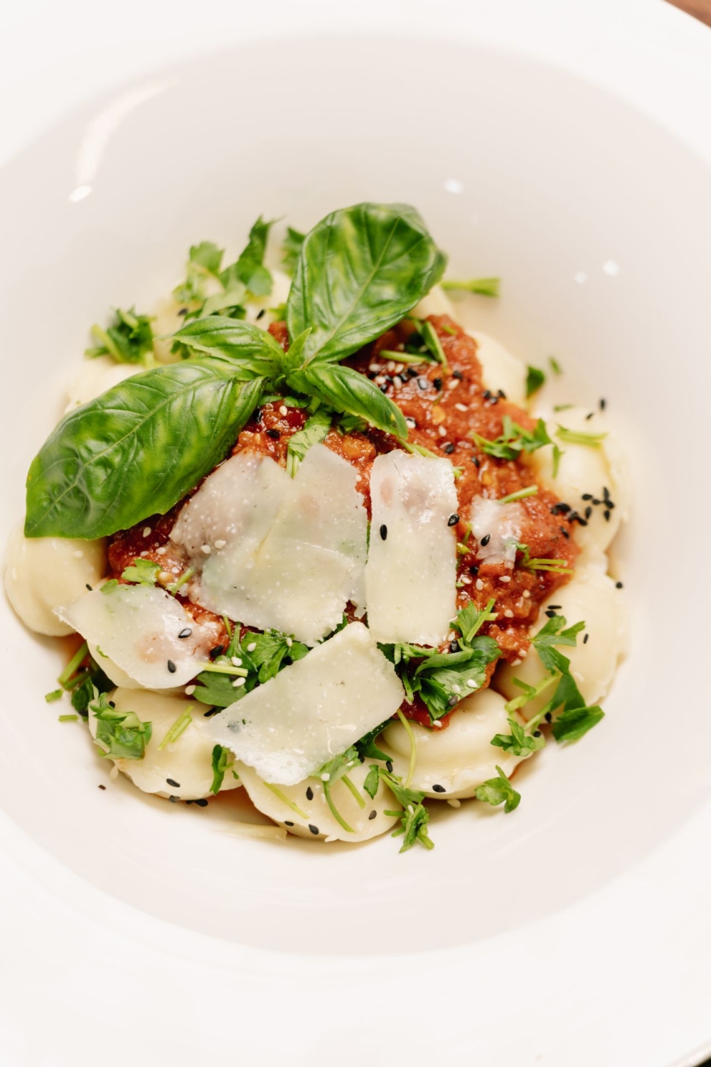 აფხაზურა პომიდვრითა და კარტოფილის პელმენით